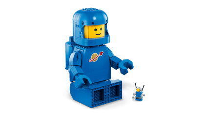 LEGO® Up-Scaled Blue Astronaut Minifigure - 40921